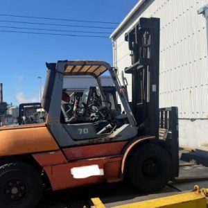 XE NÂNG DẦU 7 TẤN