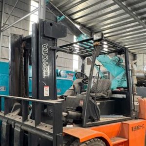 XE NÂNG DẦU 6 TẤN